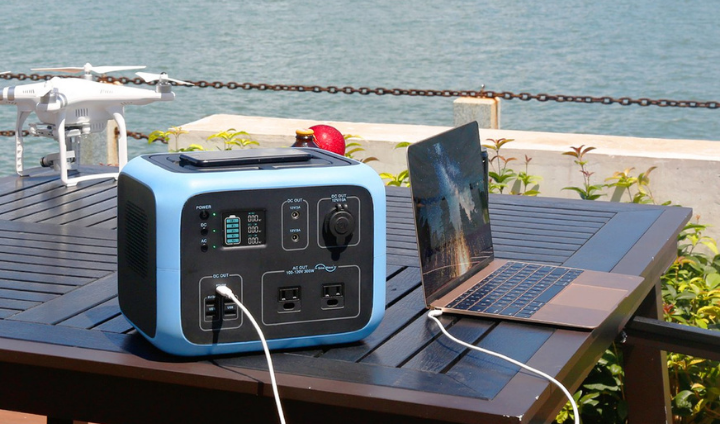 Bluetti AC50S 500Wh/300W Portable Power Station